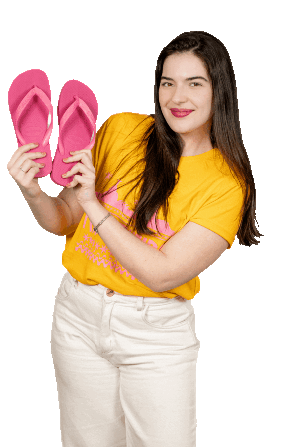 Imagem de jovens profissionais sorrindo e comemorando